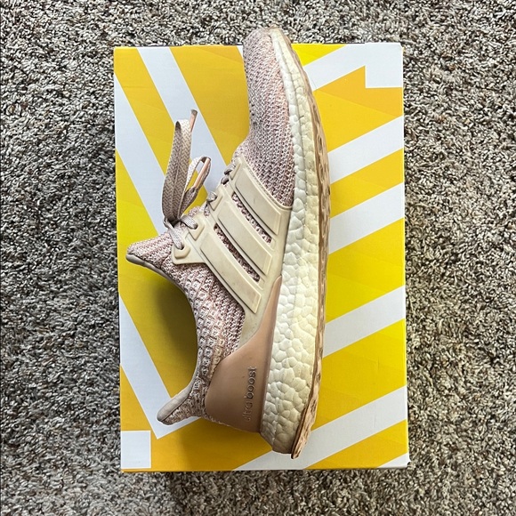 Adidas Women's UltraBOOST - Picture 6 of 10